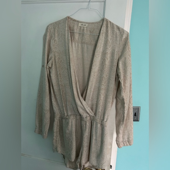 Romper - Picture 2 of 2